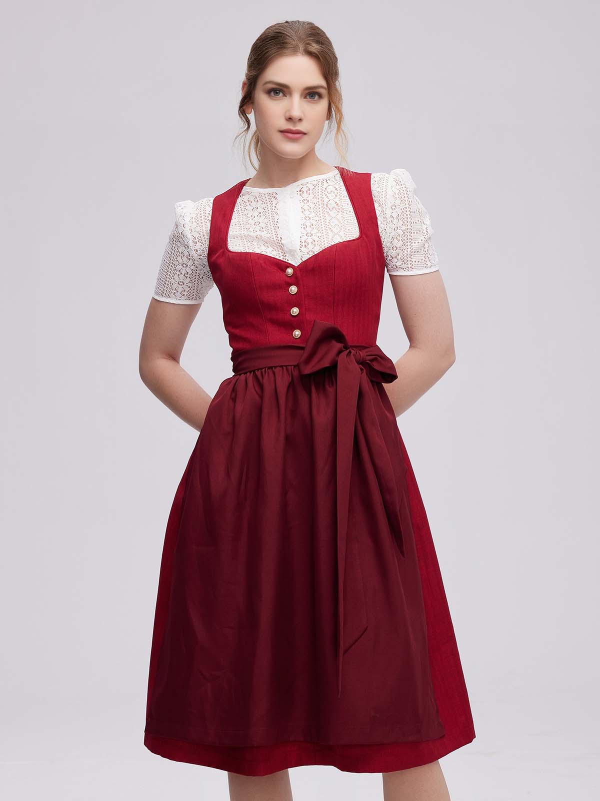 Dirndl in Rot – ein zeitloser Klassiker