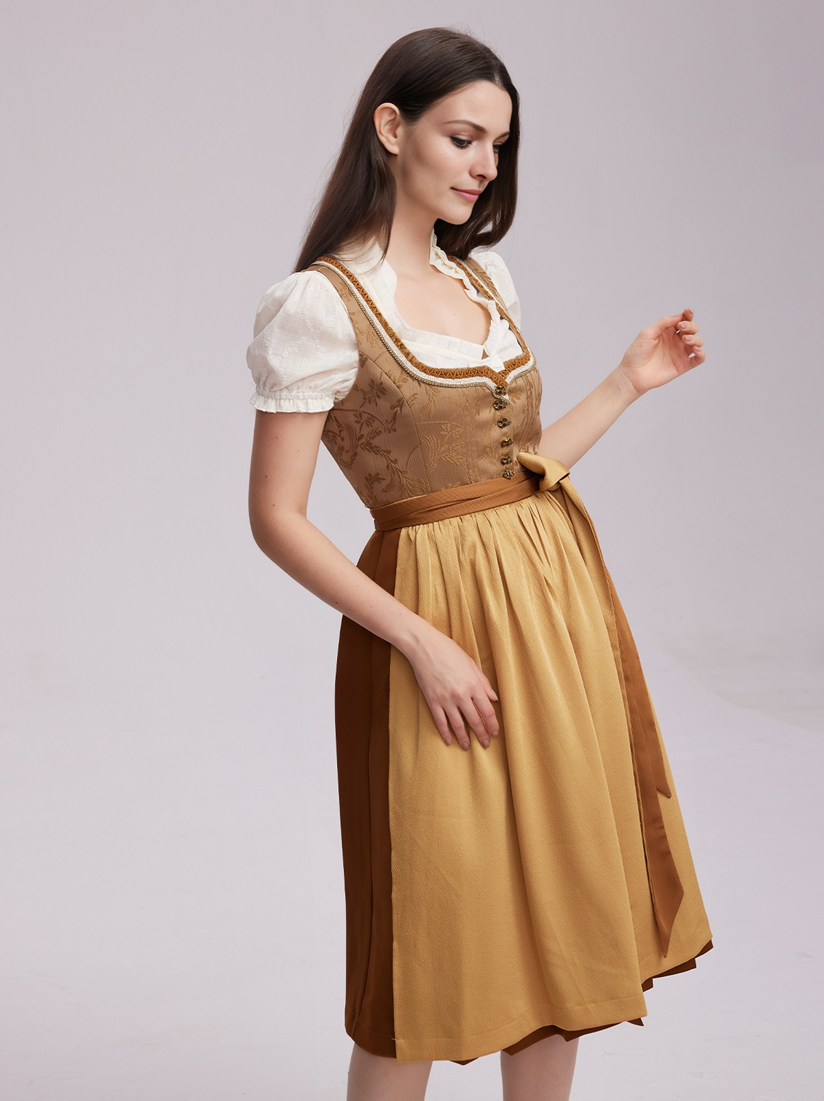 Dirndl in Gelb mit V-Ausschnitt Bluse