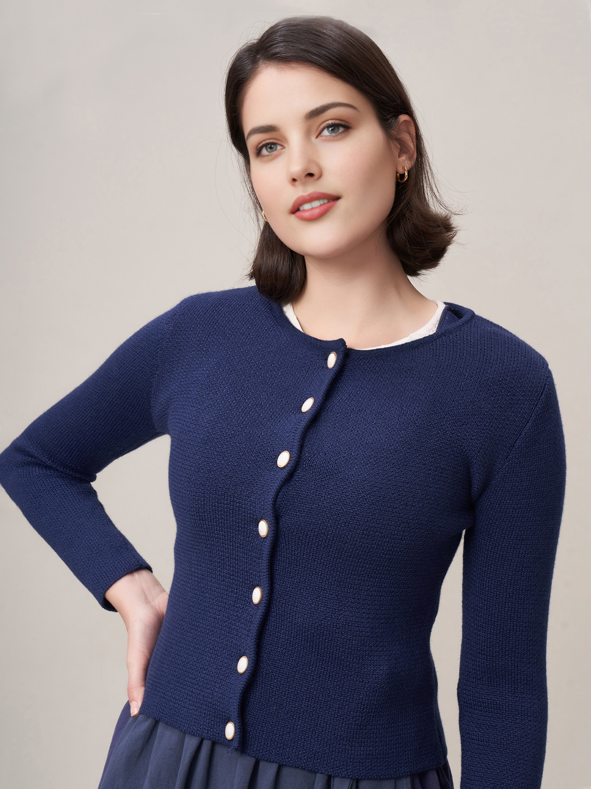 Dirndl in Marineblau