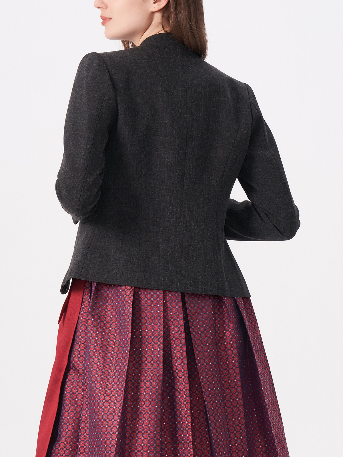 Dirndl mit eleganter Jacke