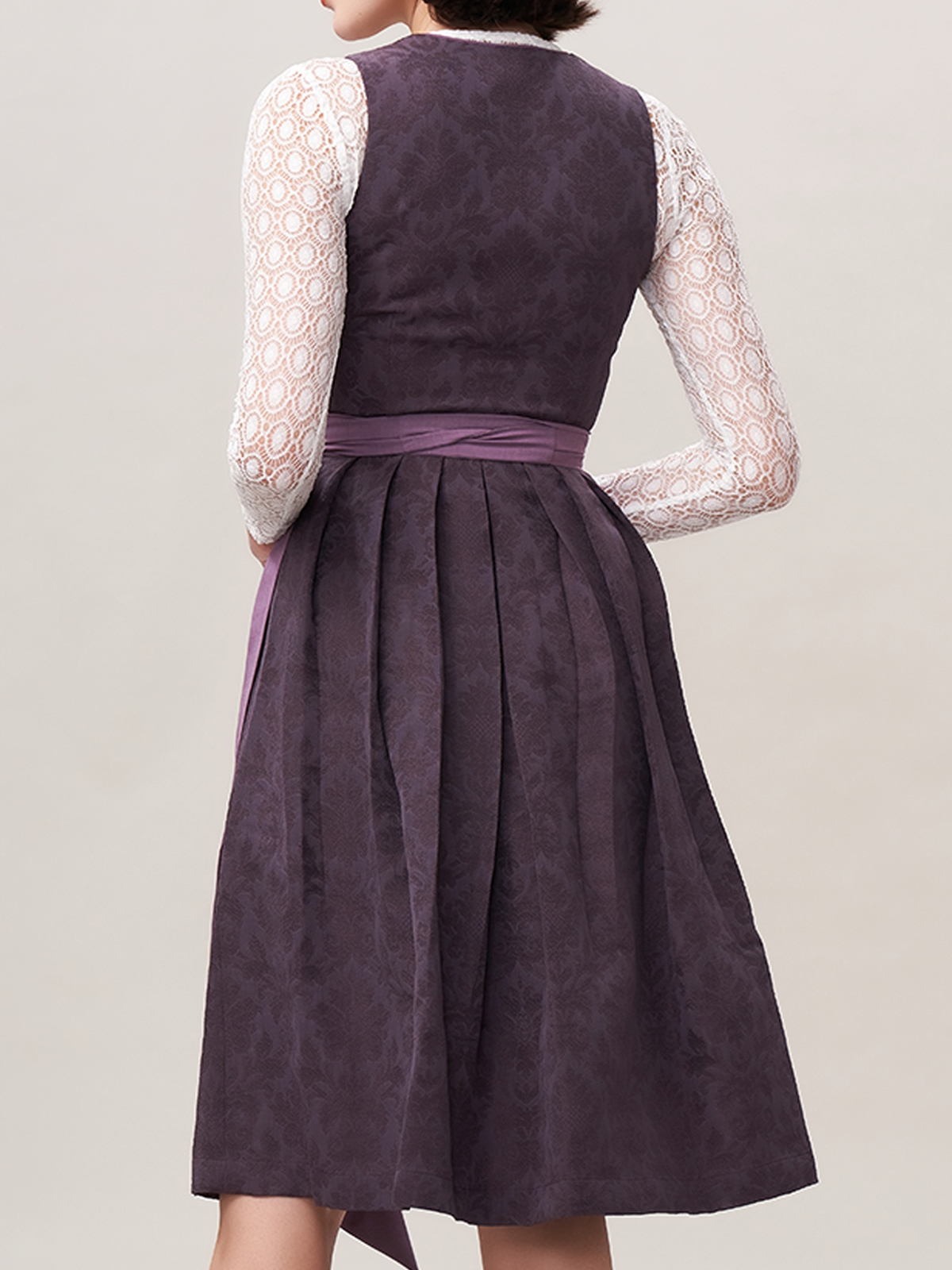 Lange Dirndlbluse in Lila