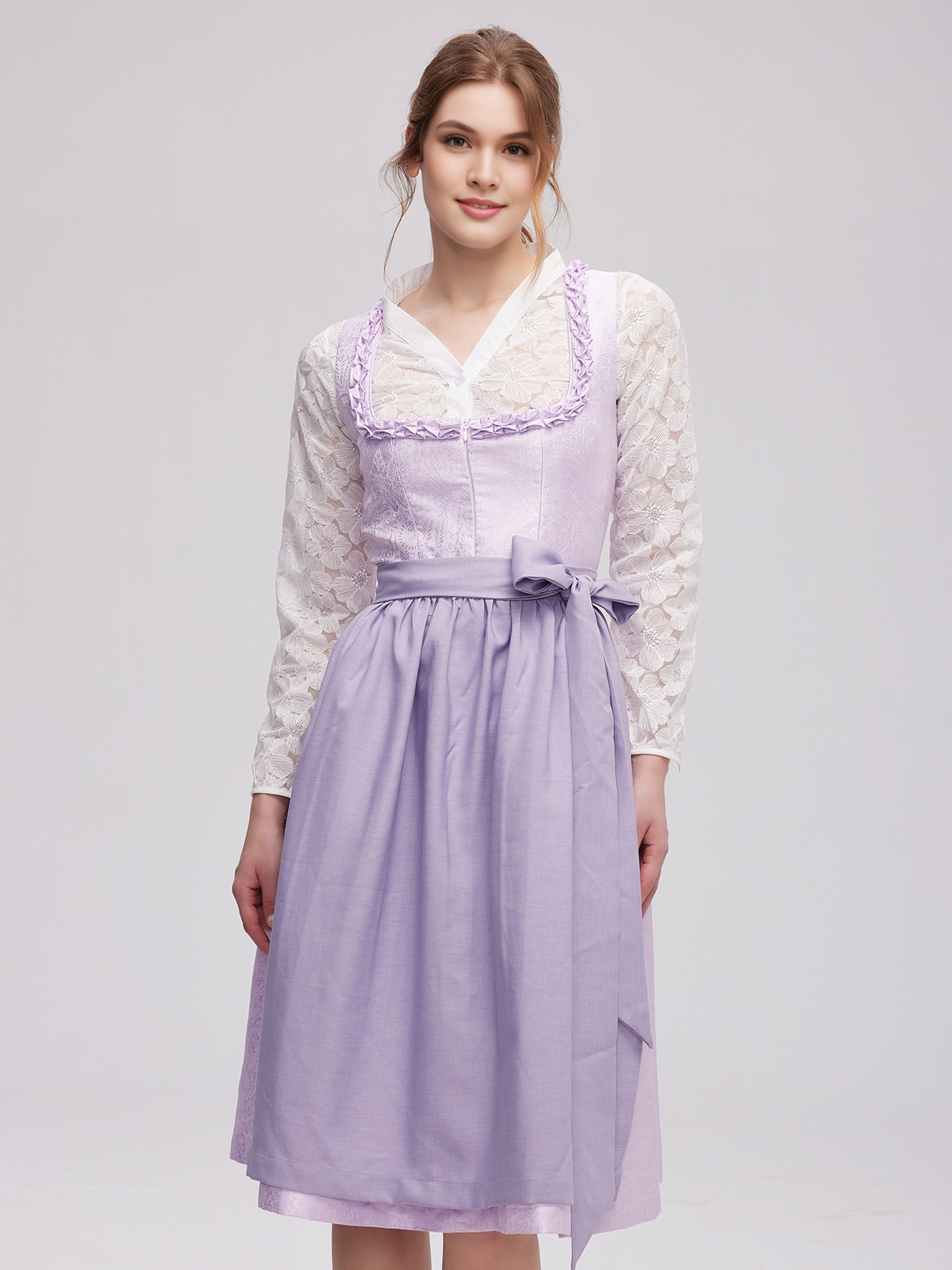 Dirndl in Beige und Blau