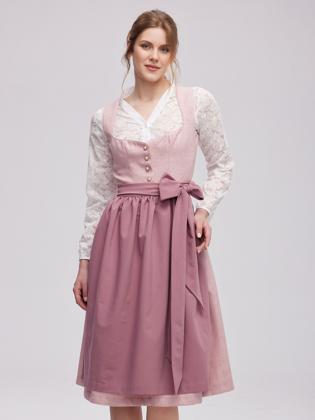 Dirndl in Rosa mit perfekter Passform