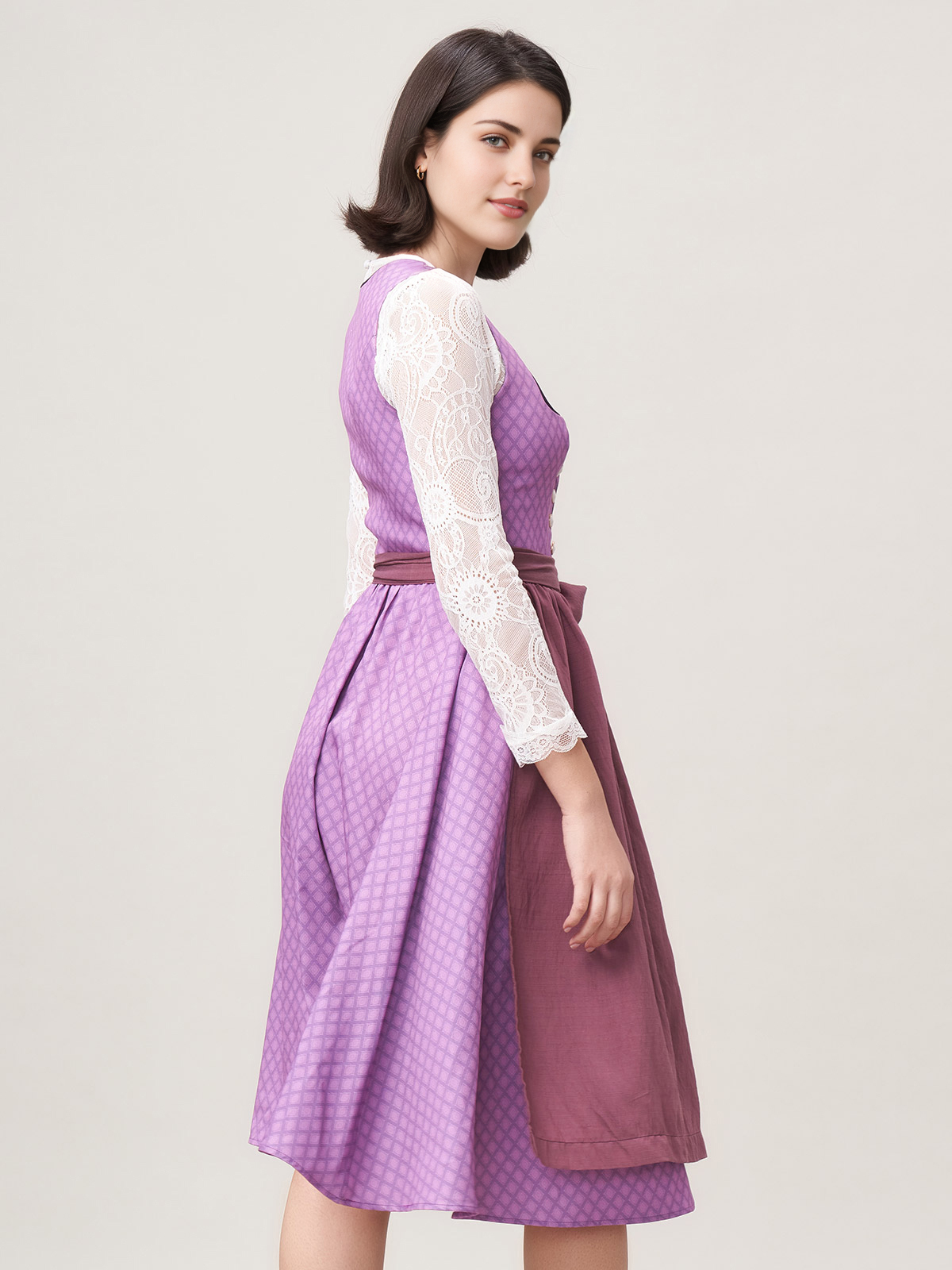 Dirndl in Olivgrün mit stilvoller Bluse