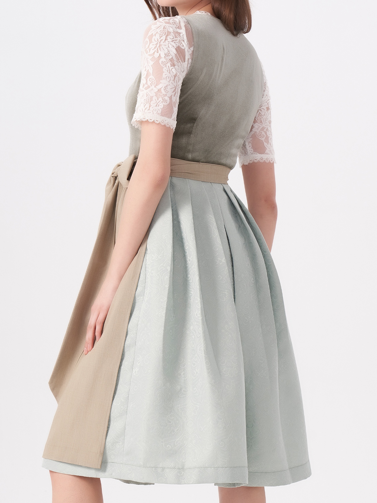 Moderne V-Ausschnitt Dirndlbluse in Grün