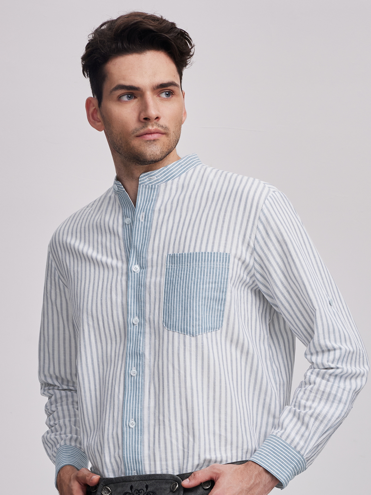 Dirndl Bluse in Blau